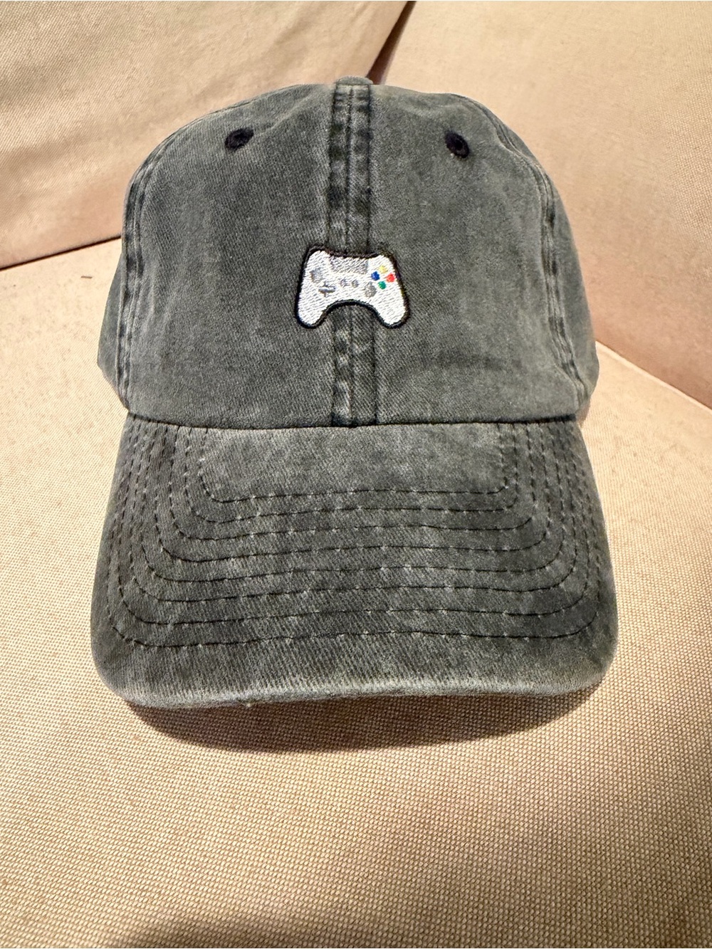 Dalix Gray Washed Baseball Cap with Embroidered Game Controller